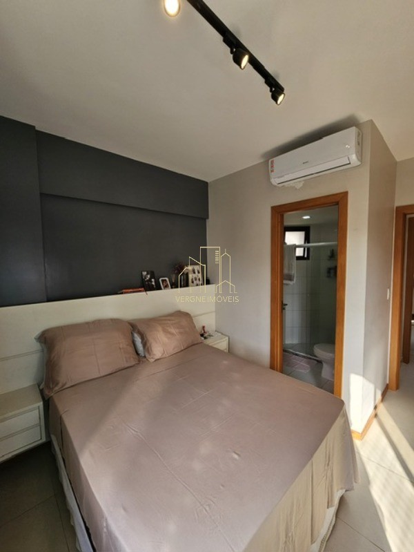 Apartamento à venda com 2 quartos, 70m² - Foto 14