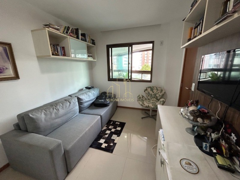 Apartamento à venda com 4 quartos, 200m² - Foto 21