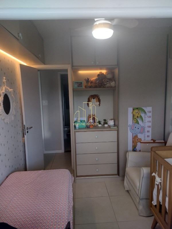 Apartamento à venda com 3 quartos, 81m² - Foto 12