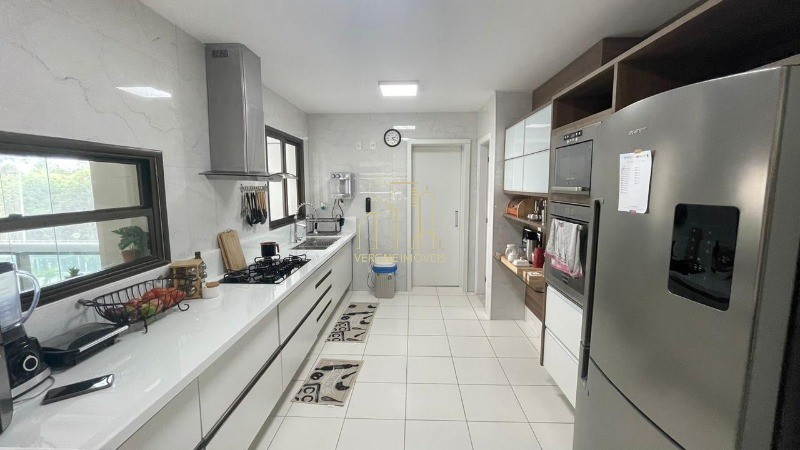 Apartamento à venda com 4 quartos, 243m² - Foto 41