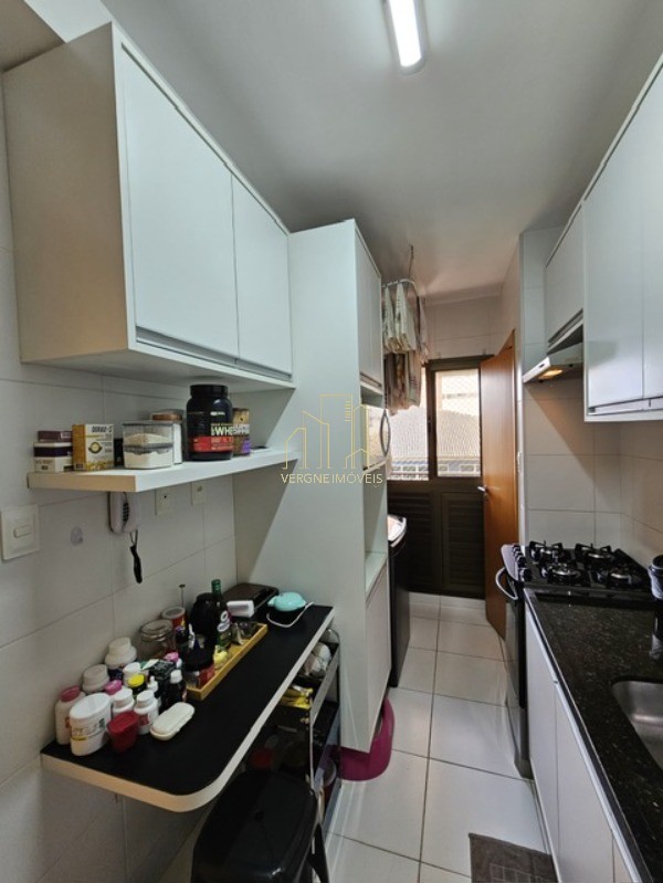 Apartamento à venda com 2 quartos, 70m² - Foto 26