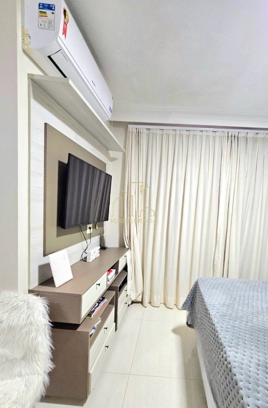 Apartamento à venda com 4 quartos, 180m² - Foto 9