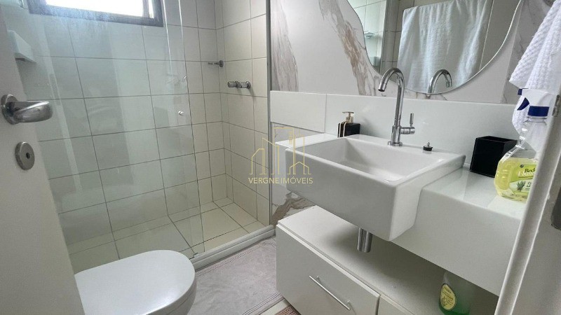 Apartamento à venda com 4 quartos, 243m² - Foto 31