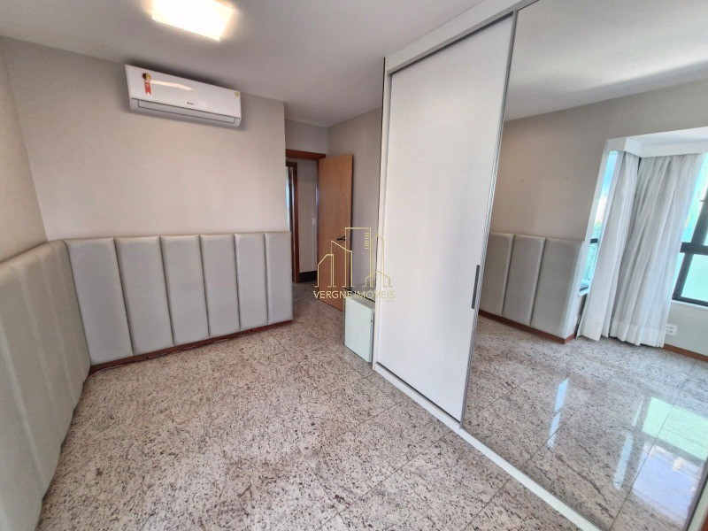 Apartamento à venda com 4 quartos, 224m² - Foto 25