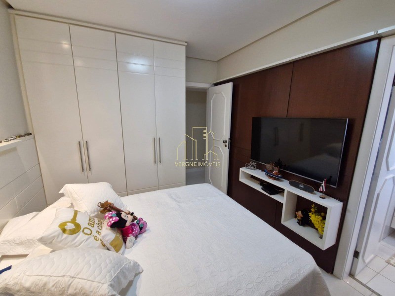 Apartamento à venda com 4 quartos, 194m² - Foto 9