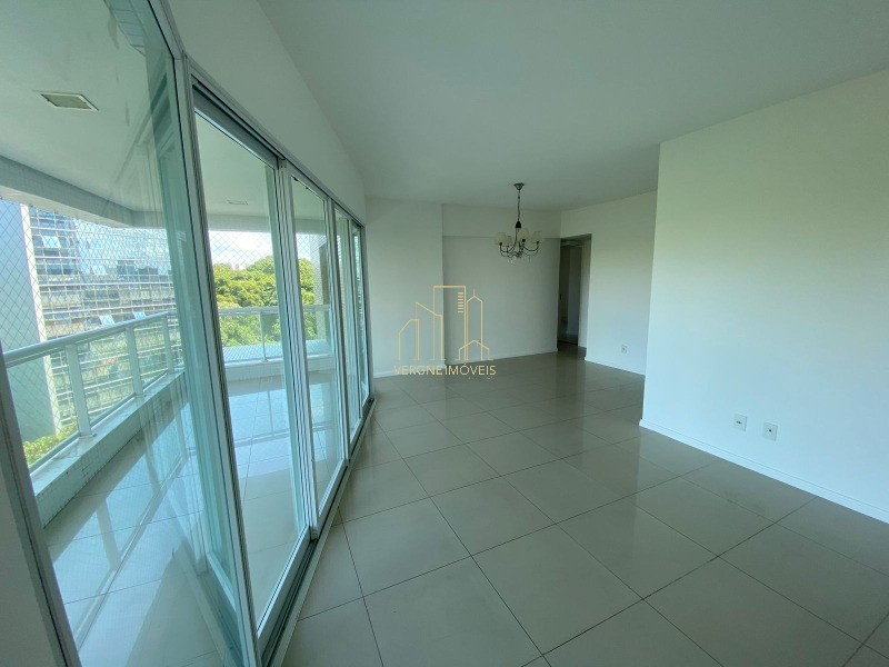 Apartamento à venda com 3 quartos, 127m² - Foto 30