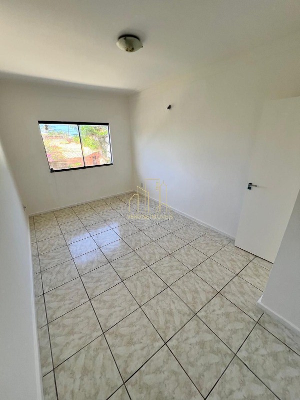 Casa à venda com 3 quartos, 185m² - Foto 13