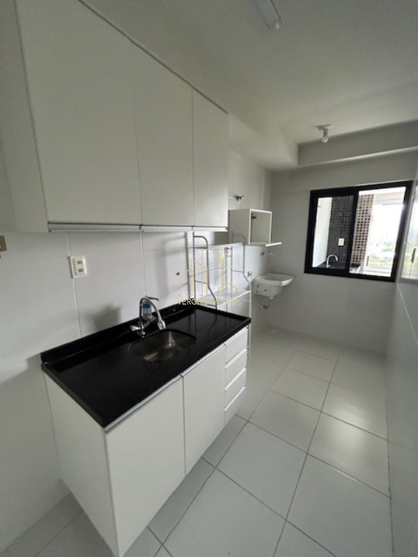 Apartamento à venda com 2 quartos, 65m² - Foto 26