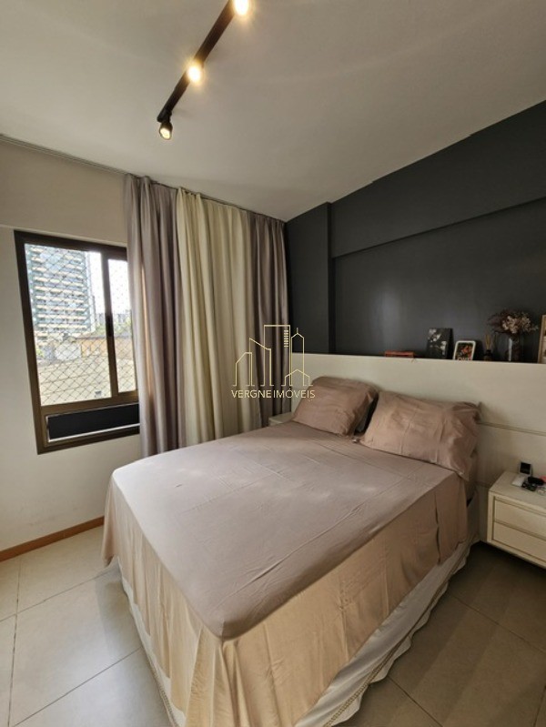 Apartamento à venda com 2 quartos, 70m² - Foto 13