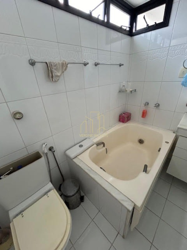 Apartamento à venda com 4 quartos, 225m² - Foto 12