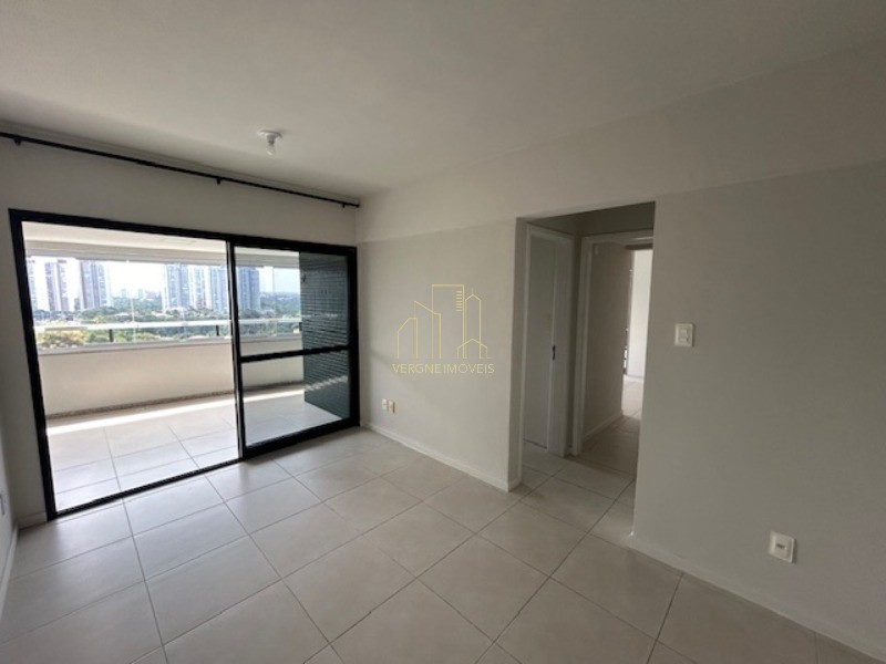 Apartamento à venda com 2 quartos, 65m² - Foto 7