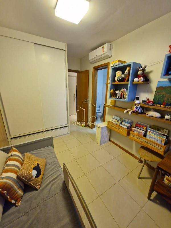 Apartamento à venda com 3 quartos, 145m² - Foto 27