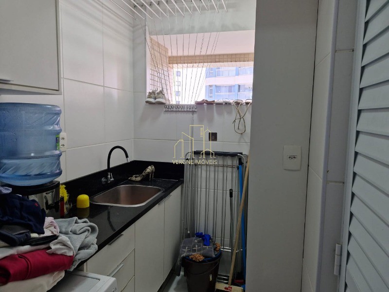 Apartamento à venda com 2 quartos, 70m² - Foto 30