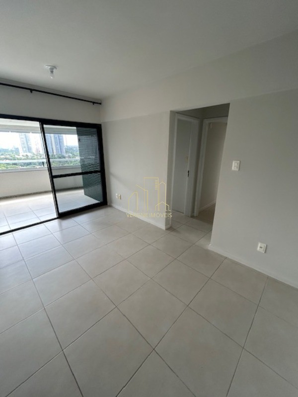 Apartamento à venda com 2 quartos, 65m² - Foto 13