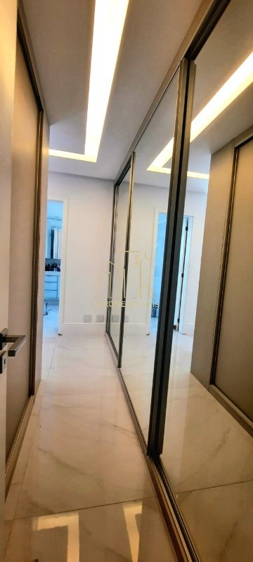 Apartamento à venda com 3 quartos, 180m² - Foto 16