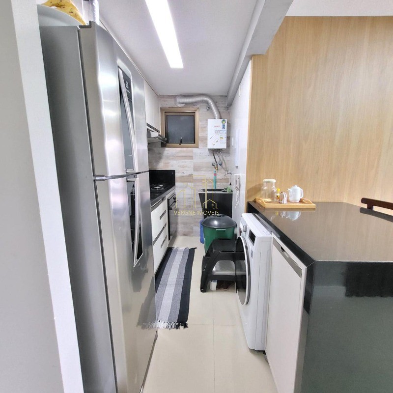 Apartamento à venda com 3 quartos, 142m² - Foto 17