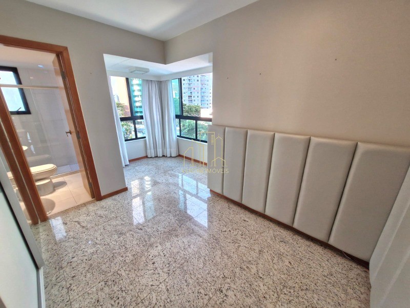 Apartamento à venda com 4 quartos, 224m² - Foto 23