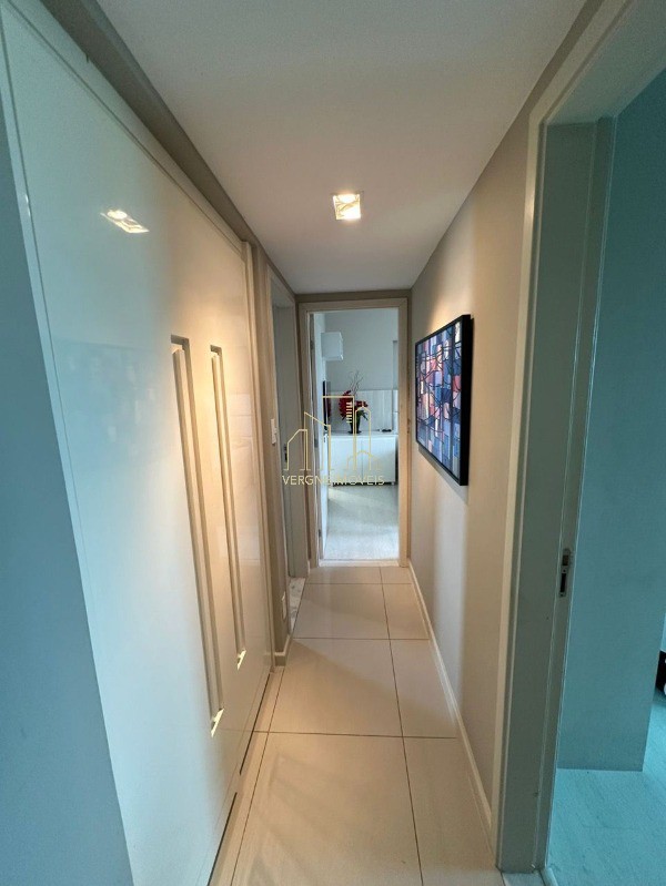 Apartamento à venda com 3 quartos, 113m² - Foto 11