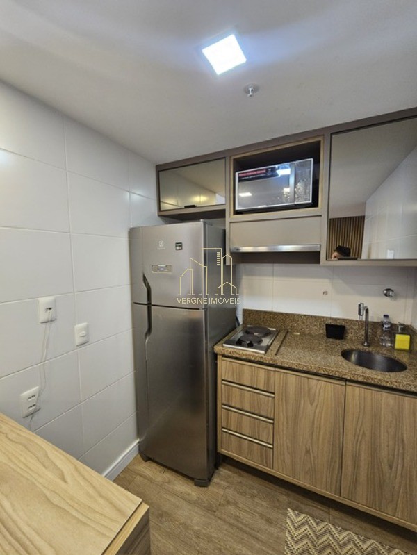 Apartamento à venda com 2 quartos, 71m² - Foto 25