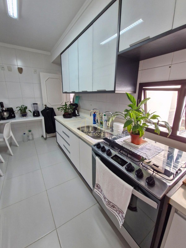 Apartamento à venda com 4 quartos, 194m² - Foto 14