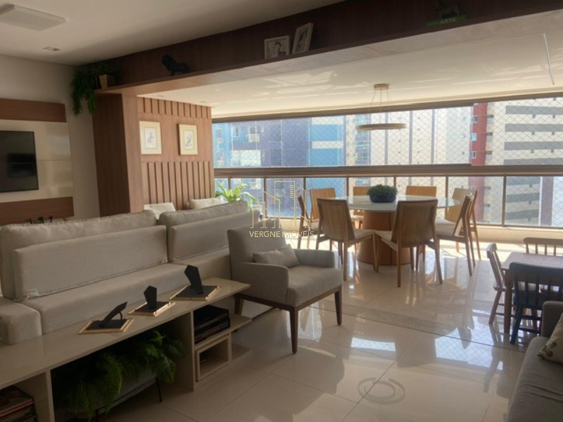 Apartamento à venda com 3 quartos, 150m² - Foto 4