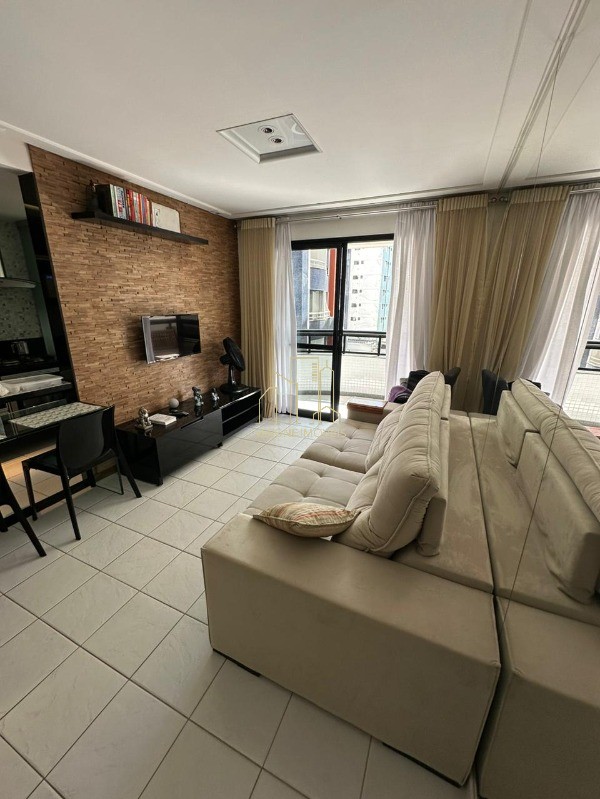 Apartamento à venda com 1 quarto, 45m² - Foto 5