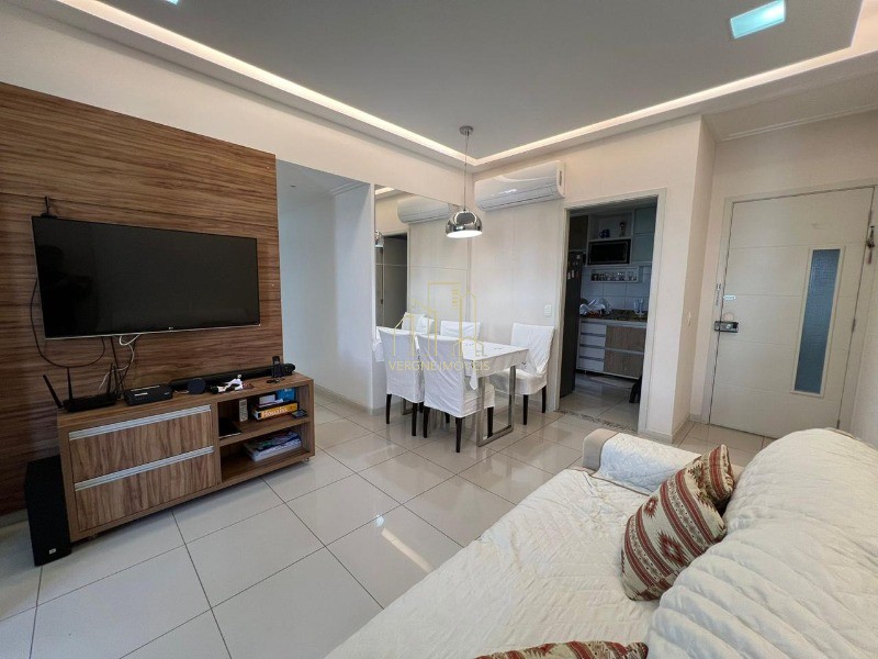 Apartamento à venda com 2 quartos, 79m² - Foto 5