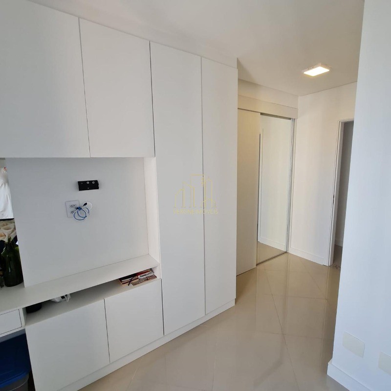 Apartamento à venda com 2 quartos, 110m² - Foto 18