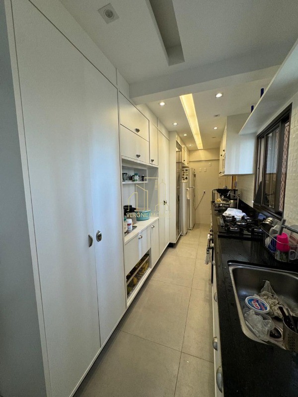 Apartamento à venda com 4 quartos, 136m² - Foto 25