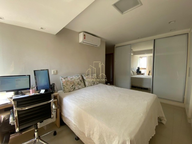 Apartamento à venda com 3 quartos, 150m² - Foto 10