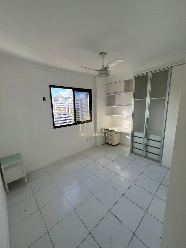 Apartamento à venda com 3 quartos, 112m² - Foto 8