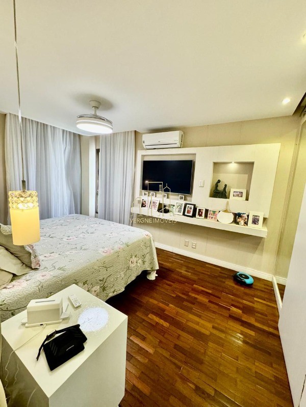 Apartamento à venda com 4 quartos, 136m² - Foto 12