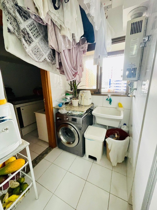 Apartamento à venda com 3 quartos, 137m² - Foto 19