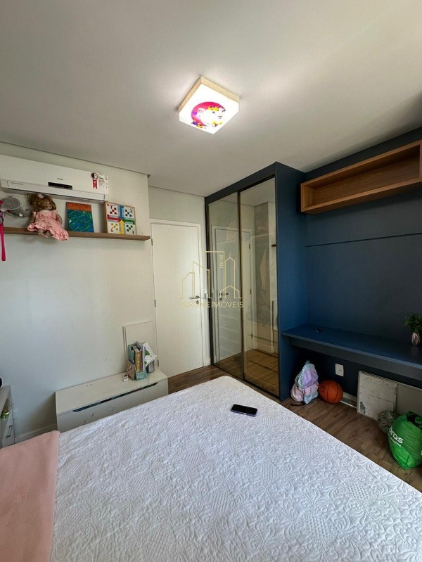 Apartamento à venda com 3 quartos, 181m² - Foto 13