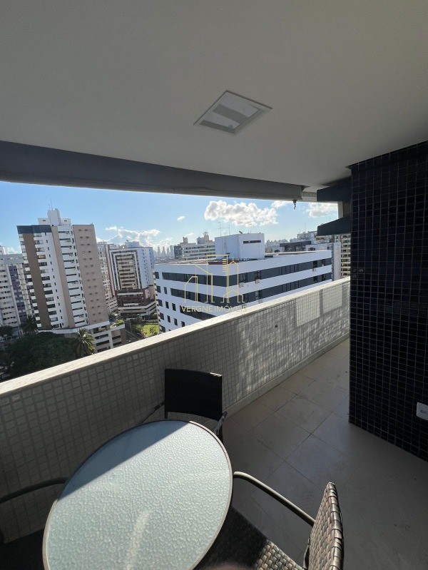 Apartamento à venda com 3 quartos, 112m² - Foto 1