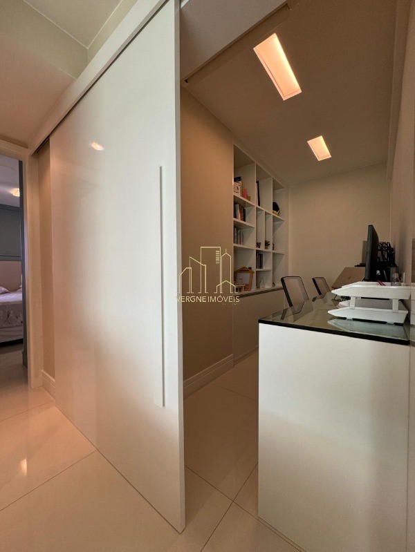 Apartamento à venda com 2 quartos, 92m² - Foto 7