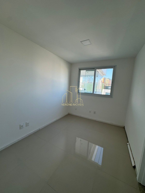 Apartamento à venda com 3 quartos, 126m² - Foto 5