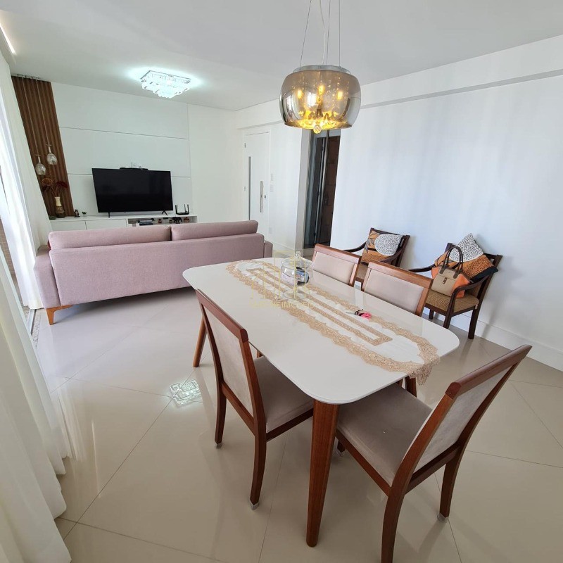 Apartamento à venda com 2 quartos, 110m² - Foto 7