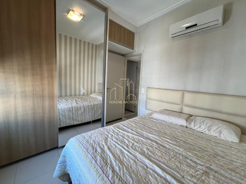 Apartamento à venda com 2 quartos, 79m² - Foto 12