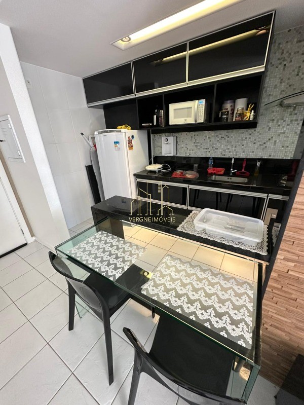 Apartamento à venda com 1 quarto, 45m² - Foto 12