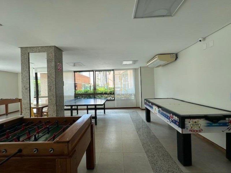 Apartamento à venda com 4 quartos, 145m² - Foto 32