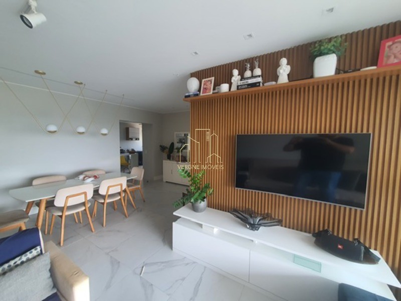 Apartamento à venda com 4 quartos, 140m² - Foto 13