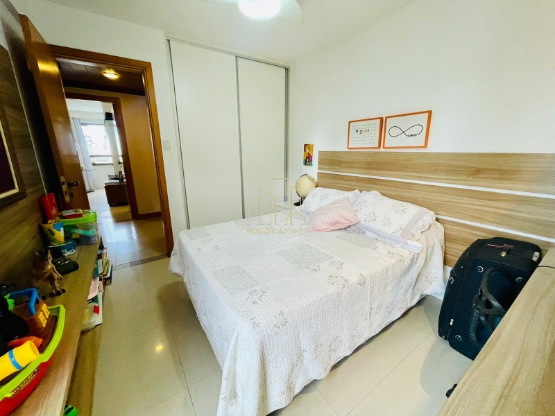 Apartamento à venda com 3 quartos, 137m² - Foto 9