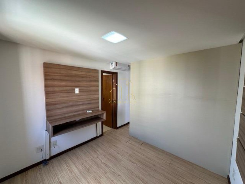 Apartamento à venda com 4 quartos, 145m² - Foto 5