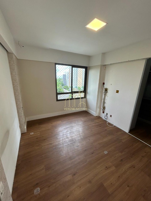 Apartamento à venda com 4 quartos, 171m² - Foto 8