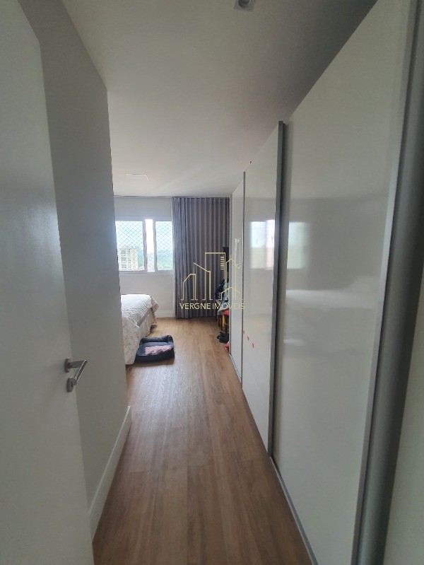 Apartamento à venda com 4 quartos, 140m² - Foto 18