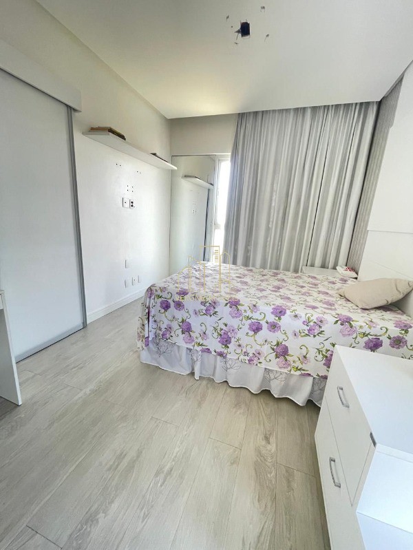 Apartamento à venda com 3 quartos, 143m² - Foto 9