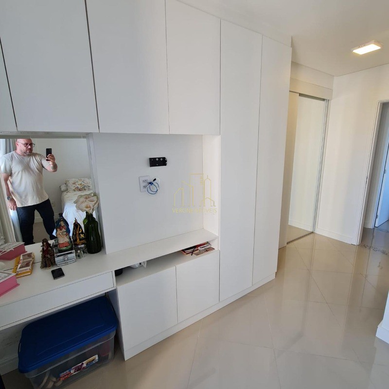 Apartamento à venda com 2 quartos, 110m² - Foto 17