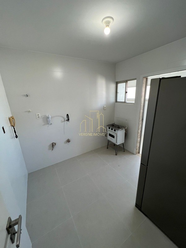 Apartamento à venda com 4 quartos, 140m² - Foto 14