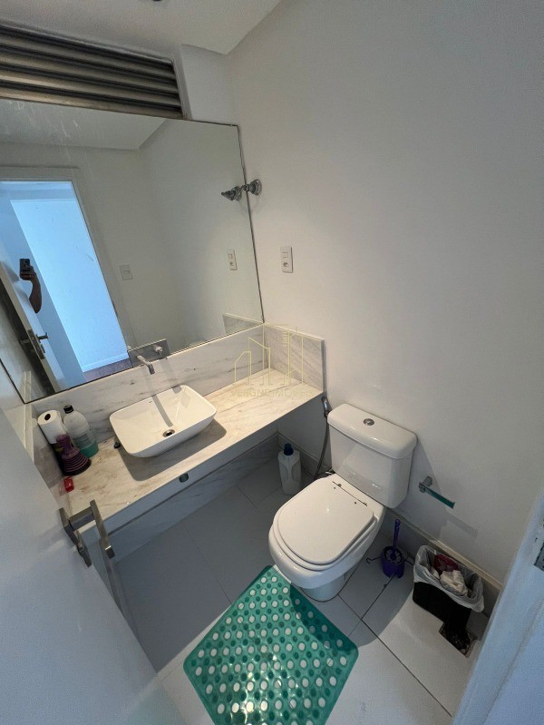 Apartamento à venda com 4 quartos, 140m² - Foto 18